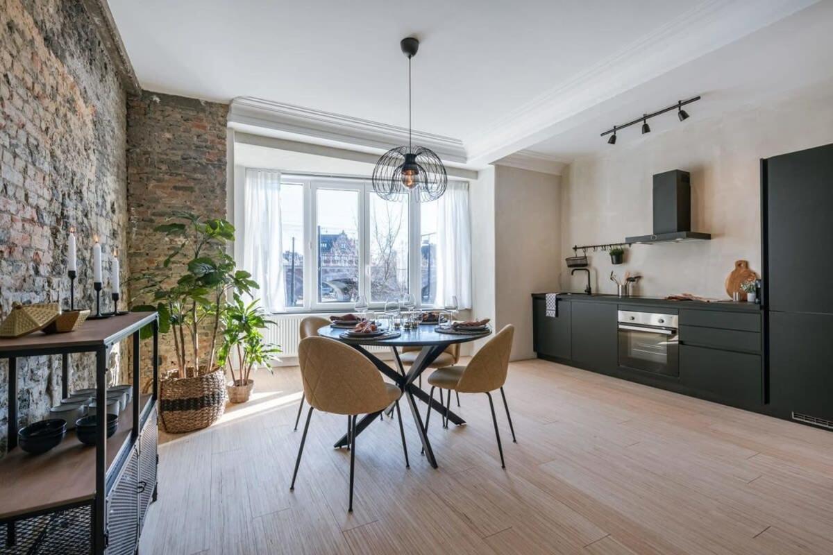 Huswell - Industrial Apartment With Terrace In Amberes Exterior foto